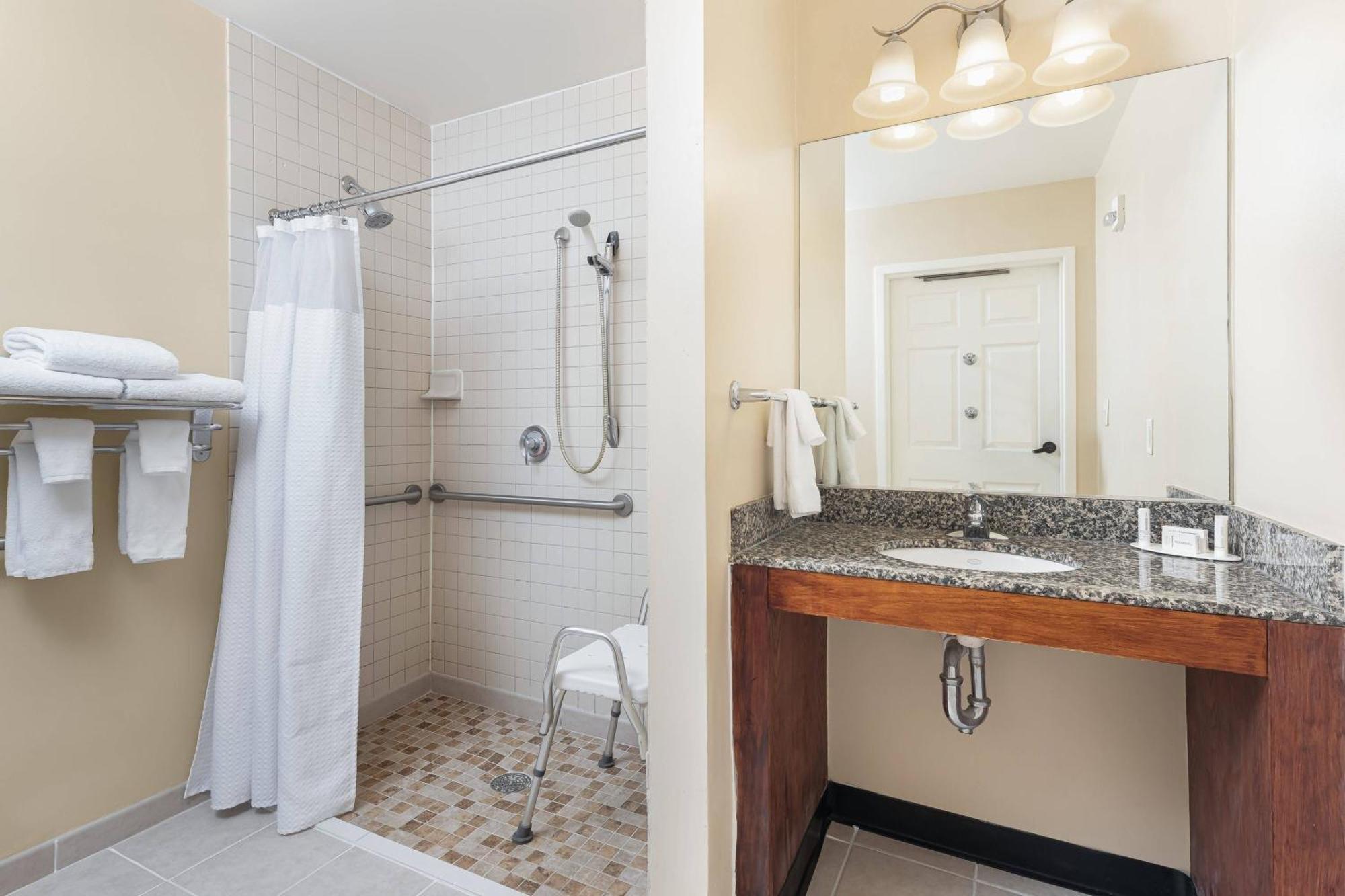 Towneplace Suites Suffolk Chesapeake מראה חיצוני תמונה