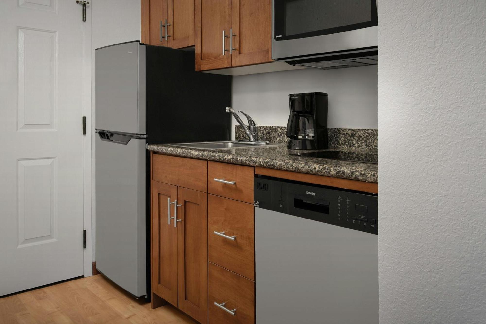 Towneplace Suites Suffolk Chesapeake מראה חיצוני תמונה