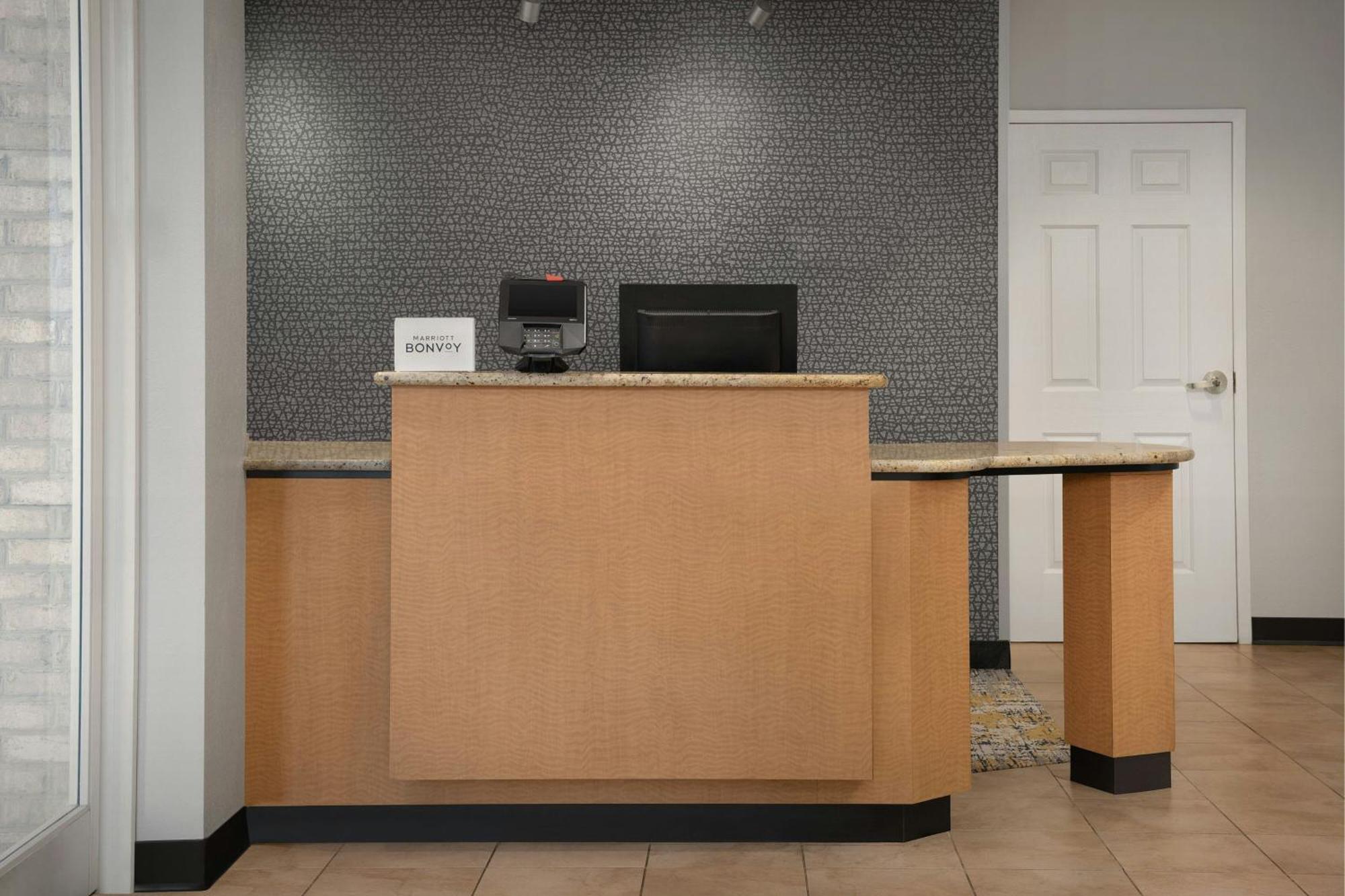 Towneplace Suites Suffolk Chesapeake מראה חיצוני תמונה
